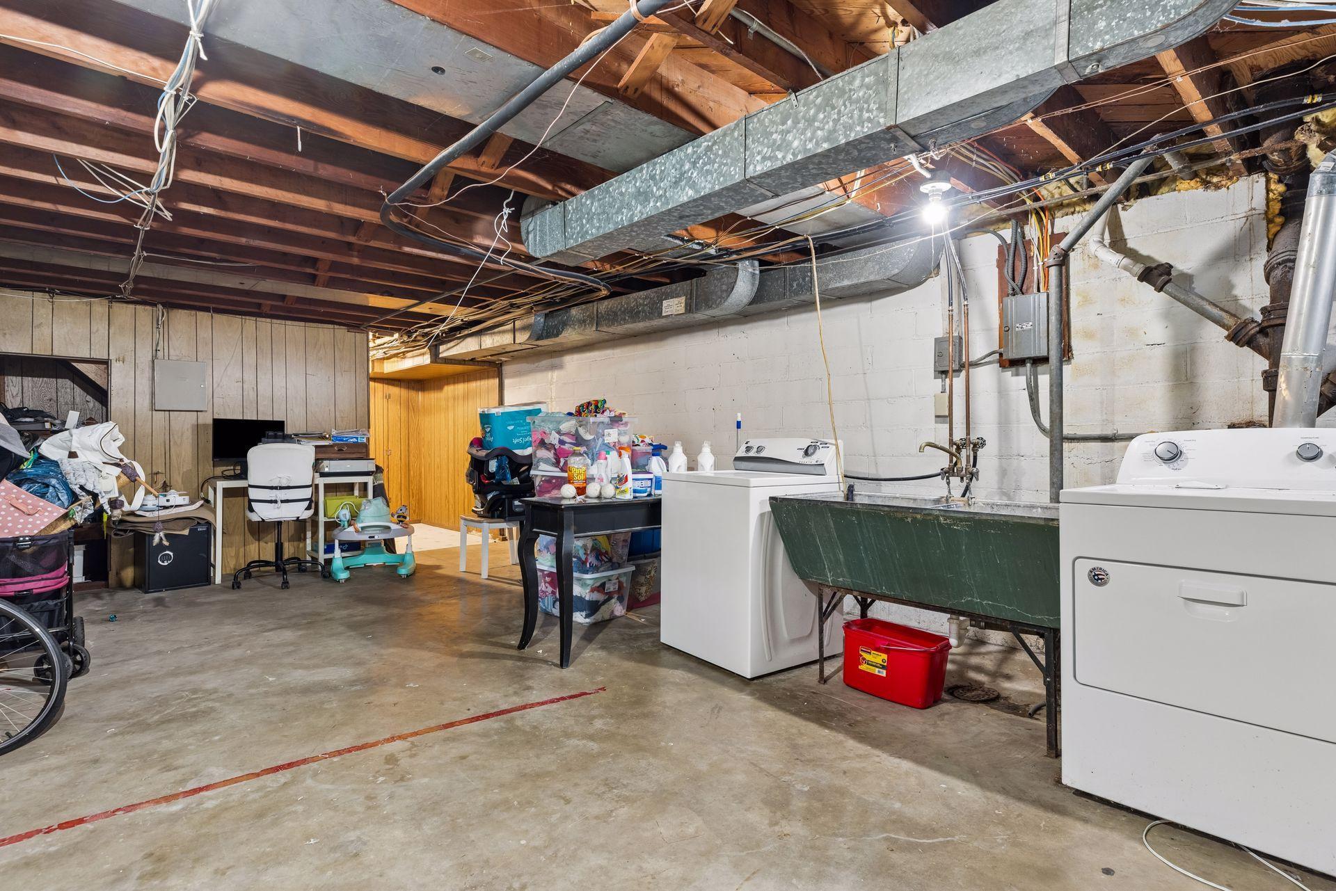 Unit 4627 - basement