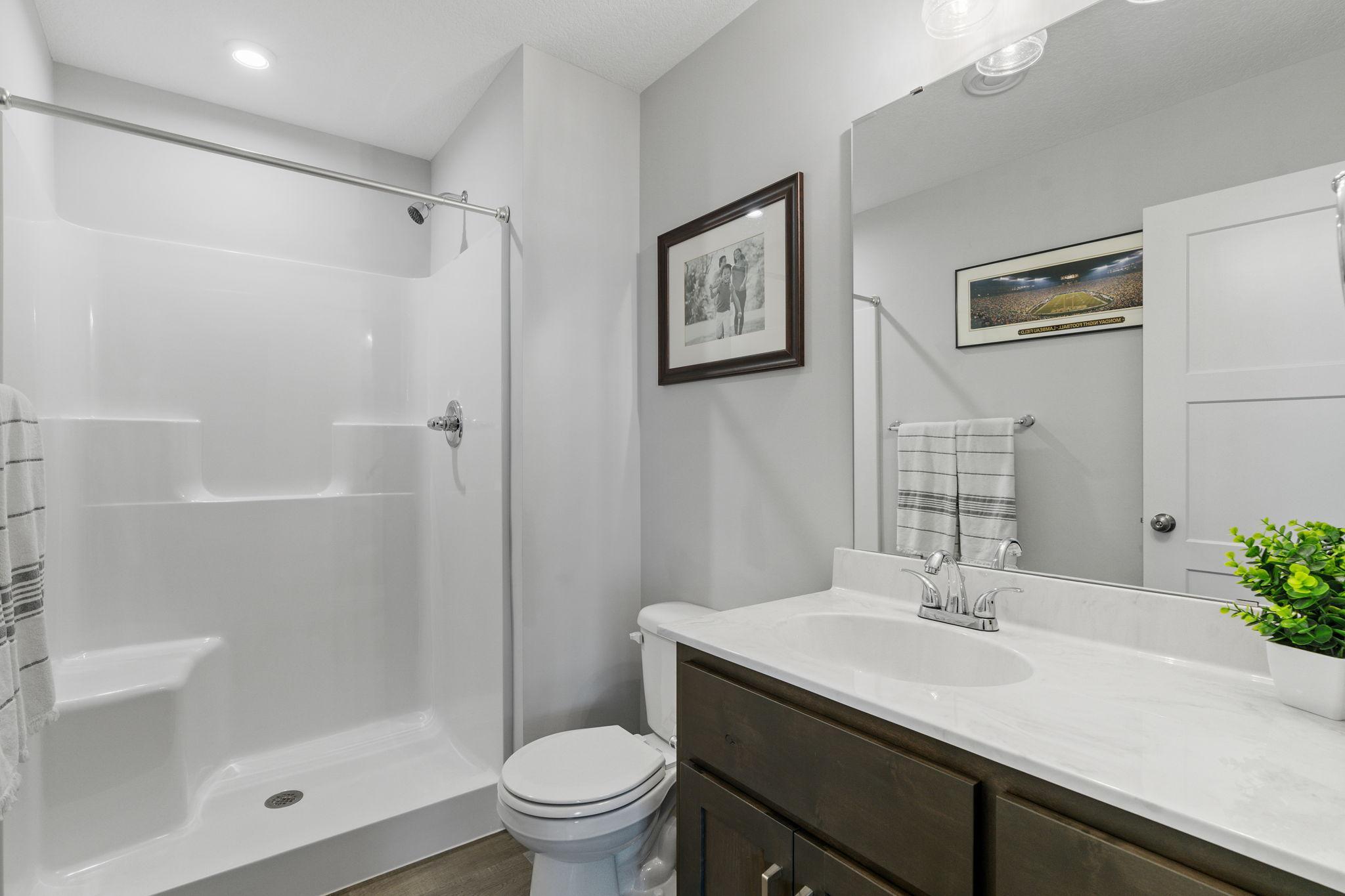 66-web-or-mls-2302 Kester Ave NE-66.jpg