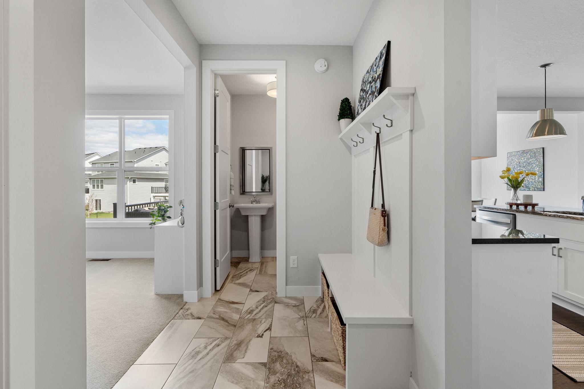 36-web-or-mls-2302 Kester Ave NE-36.jpg
