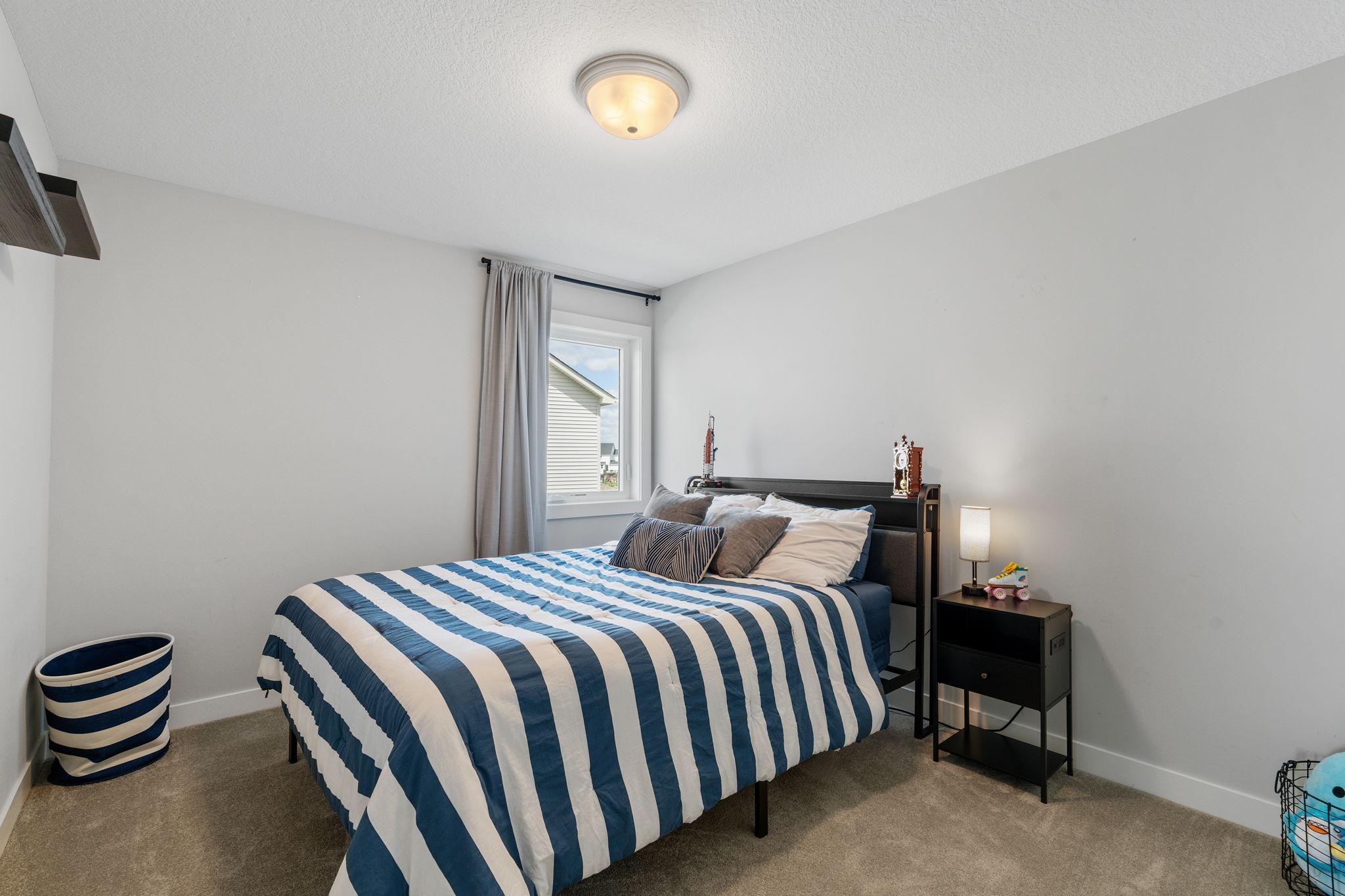 57-web-or-mls-2302 Kester Ave NE-57.jpg