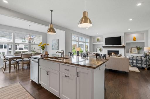 29-web-or-mls-2302 Kester Ave NE-29.jpg