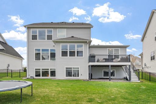 4-web-or-mls-2302 Kester Ave NE-4.jpg