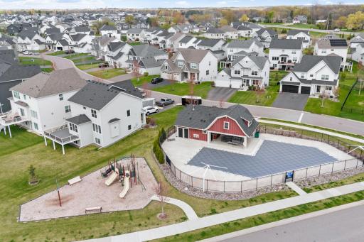 Lakeshore Preserve nbhood w/ community pool + playground