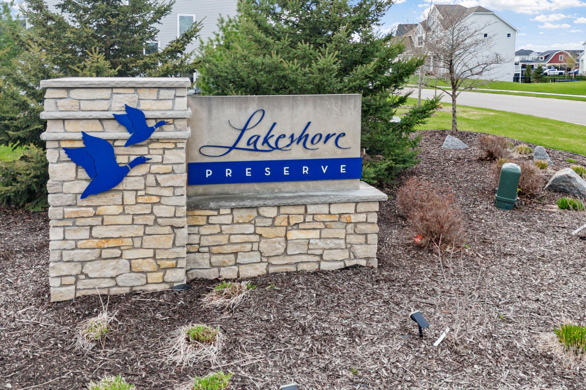 Lakeshore Preserve nbhood w/ community pool + playground