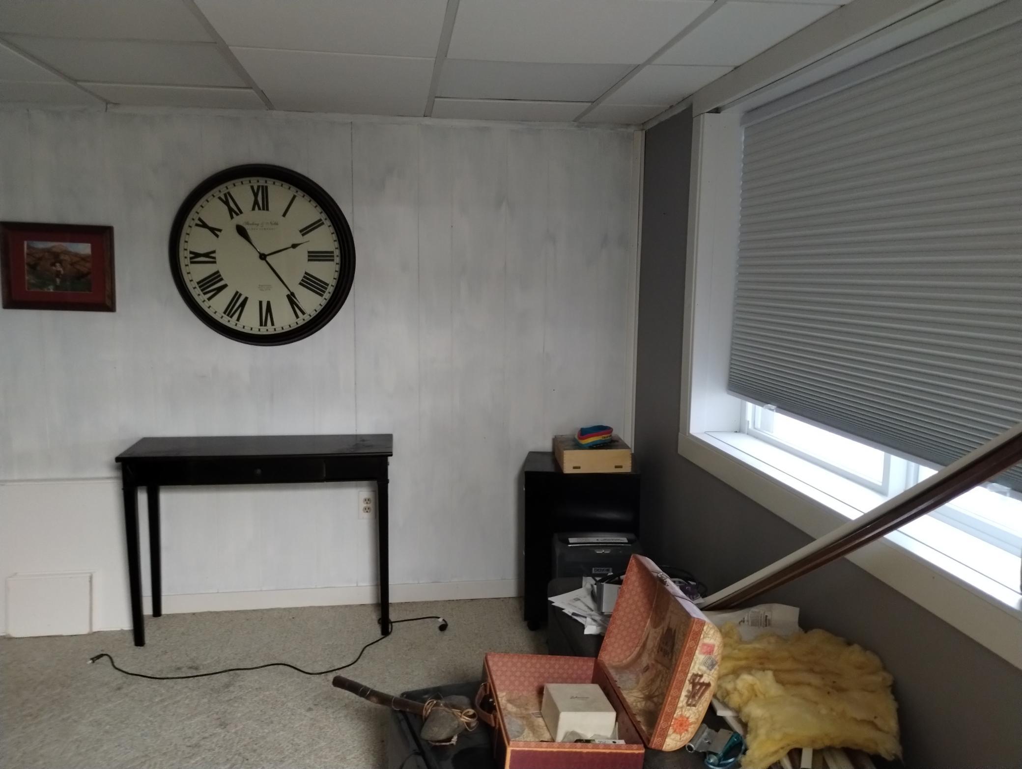 Lower-level Den space