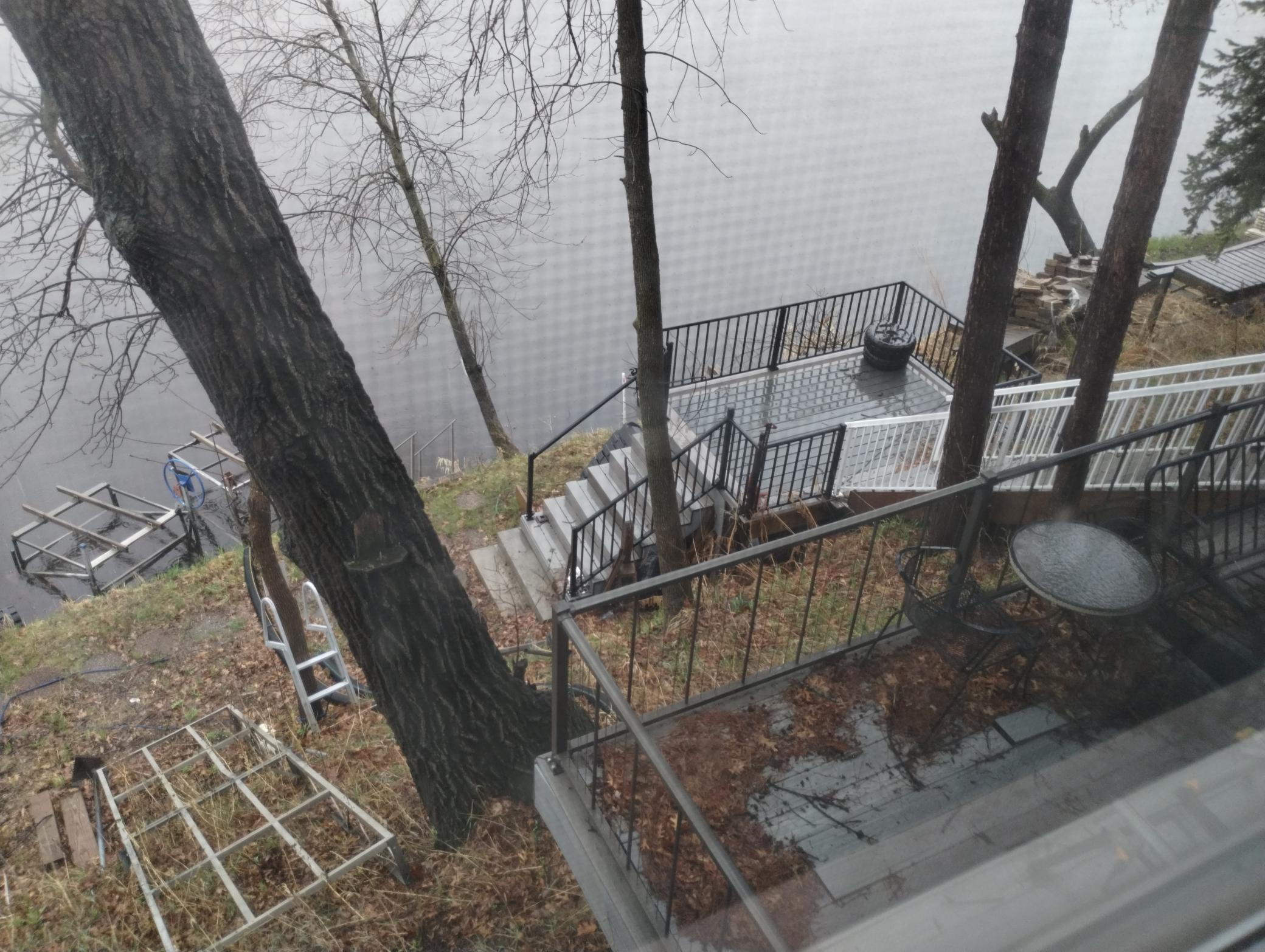 Multi -level decking