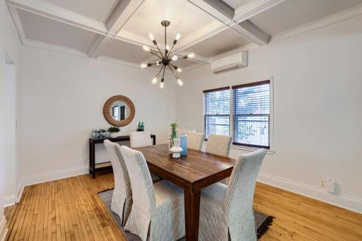 3925 Blaisdell Ave - Web Quality - 008 - 08 Dining Room.jpg