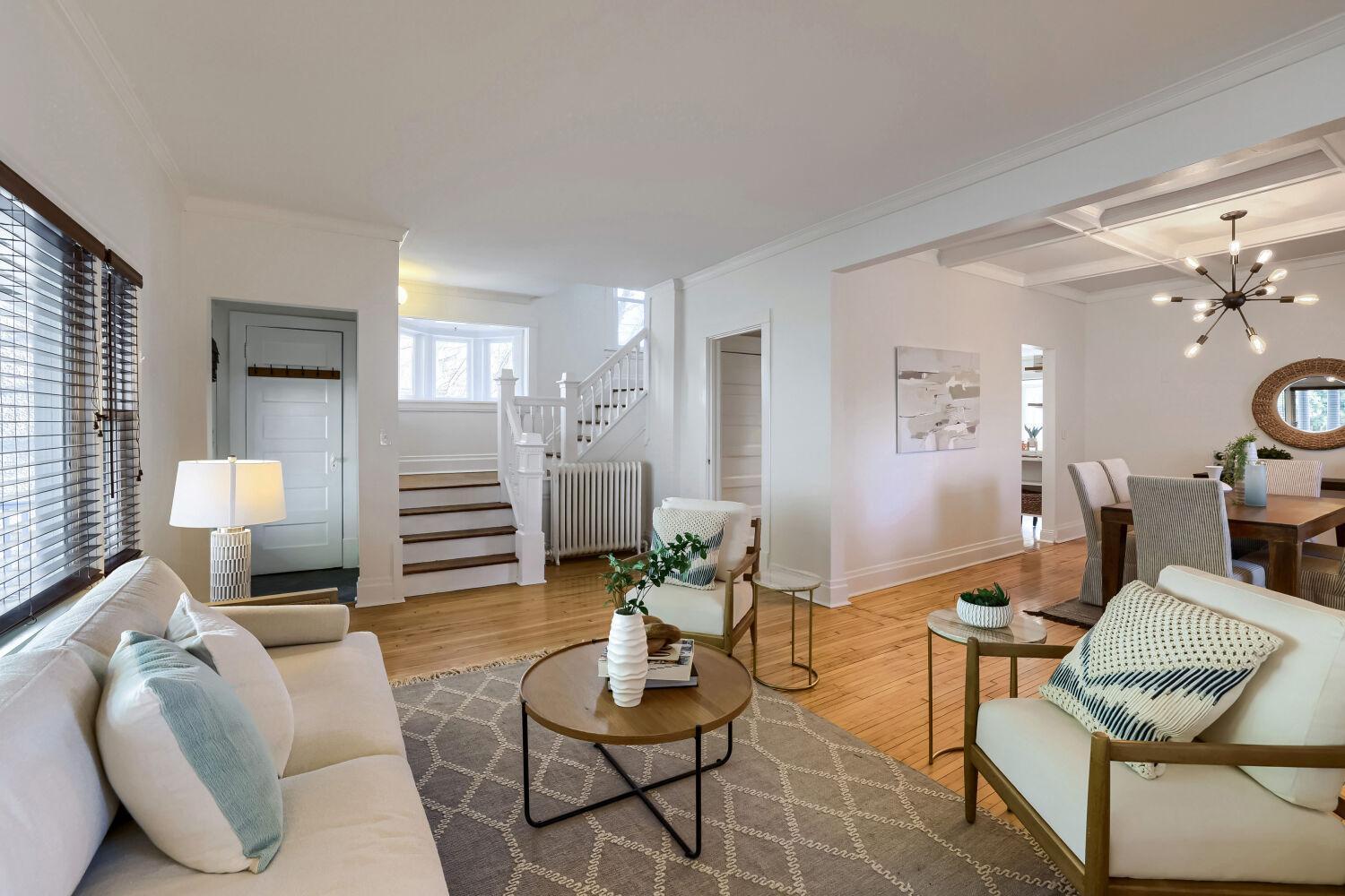 3925 Blaisdell Ave - Web Quality - 006 - 06 Living Room.jpg