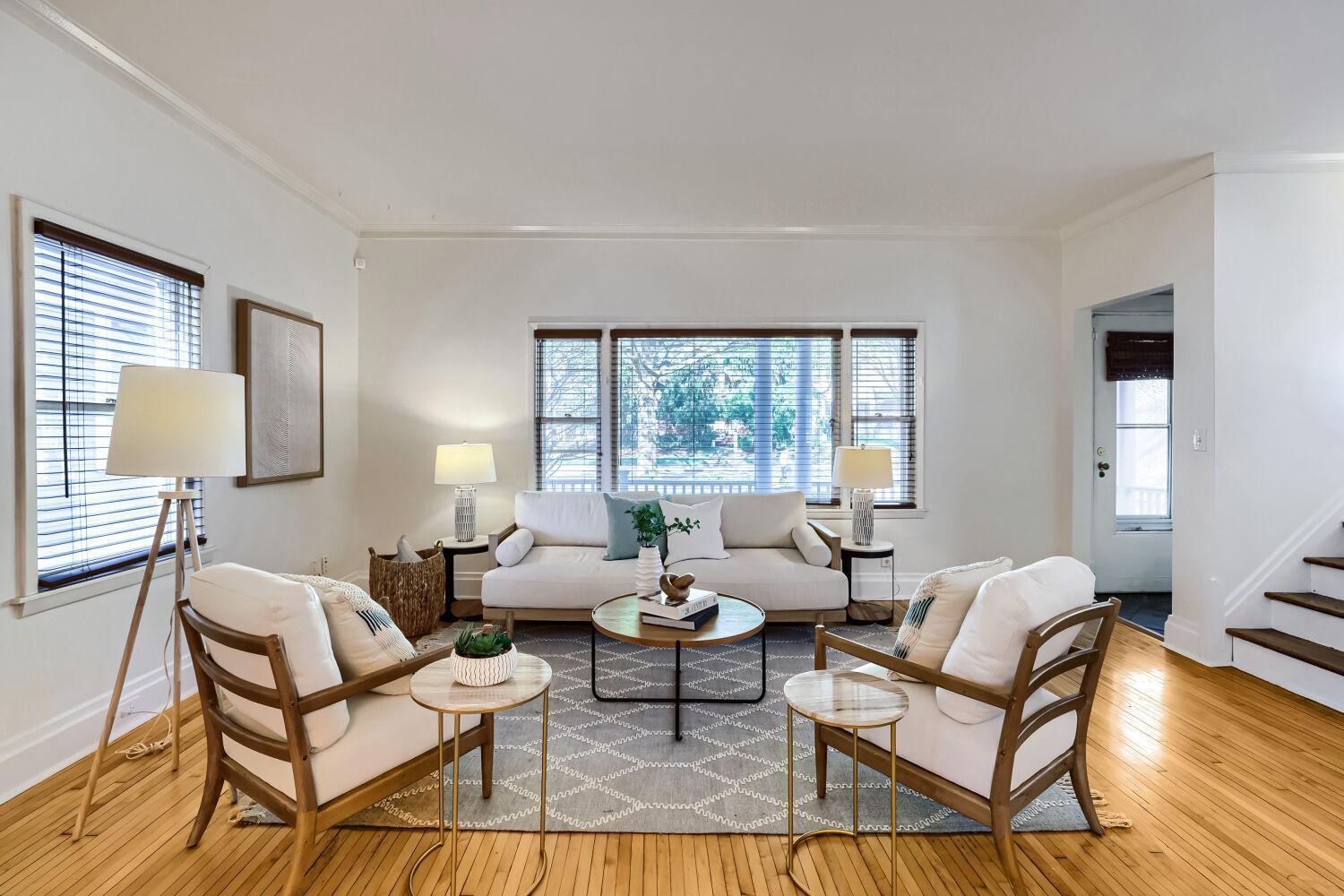 3925 Blaisdell Ave - Web Quality - 007 - 07 Living Room.jpg