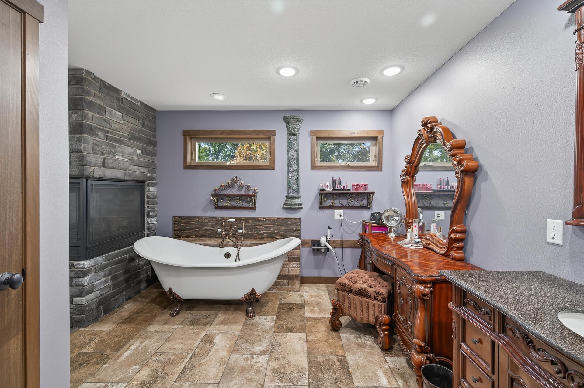 Beautiful Claw Foot Tub.jpg
