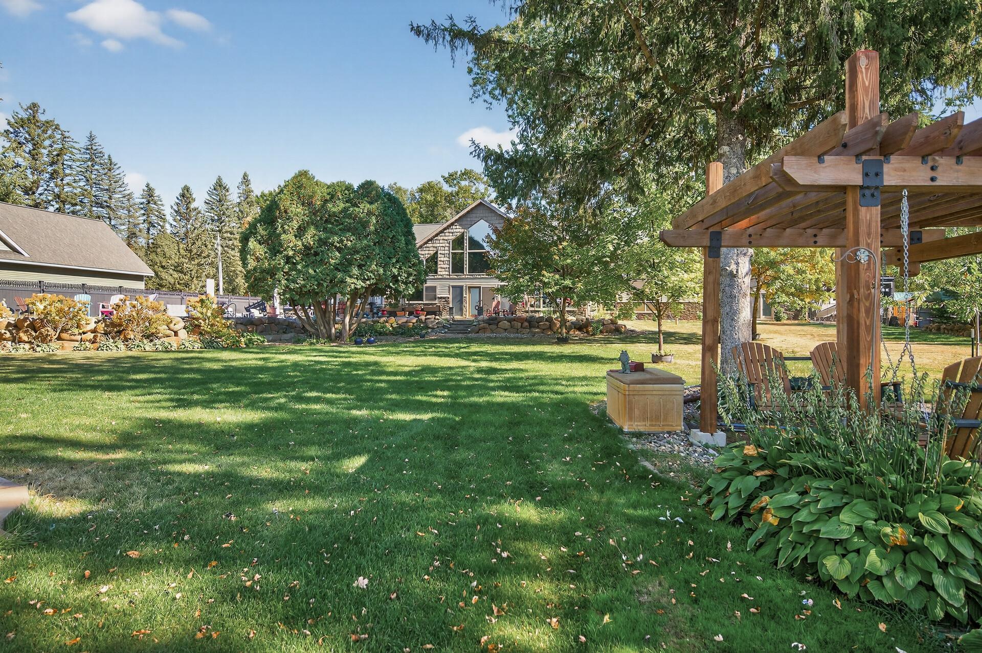 Beautiful yard.jpg