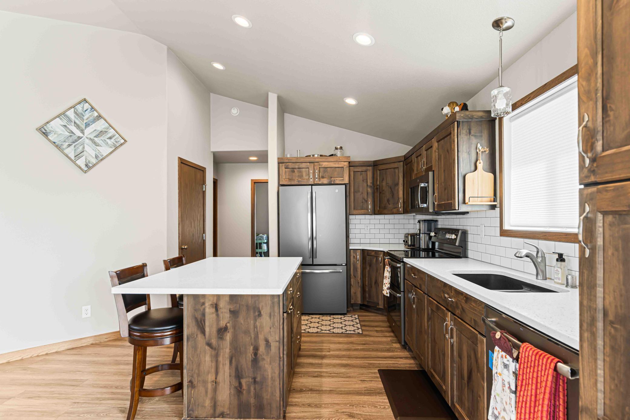 3824 16th St S Moorhead FINISHED-15.jpg