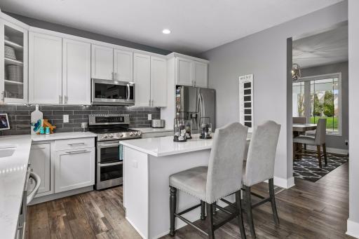 1830 Penstemon Lane, Shakopee, MN 55379