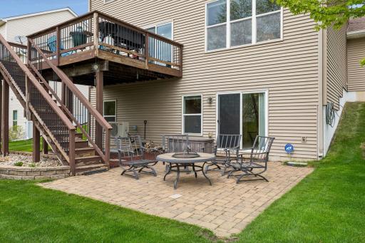 1830 Penstemon Lane, Shakopee, MN 55379