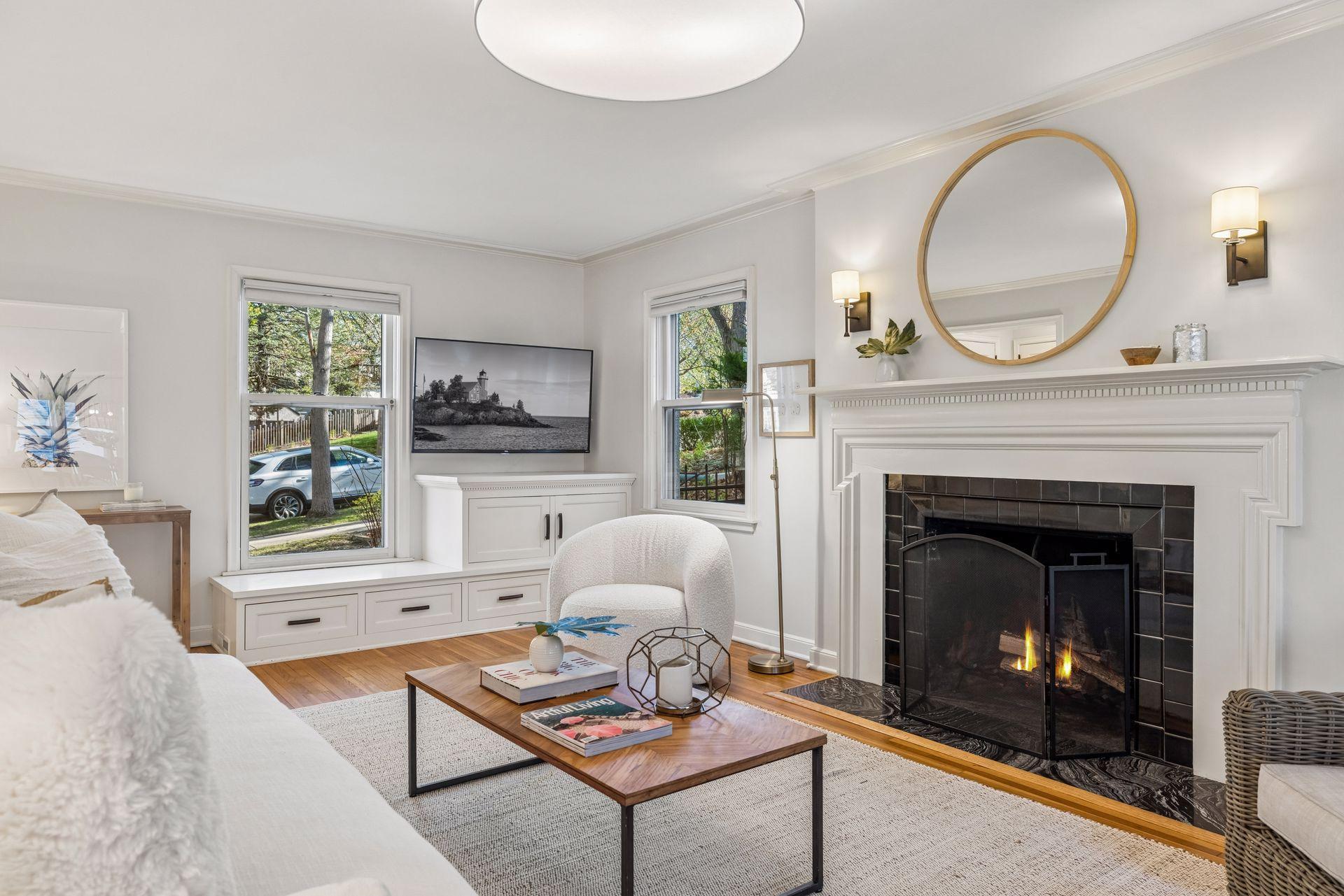 2236 Princeton Avenue - Spacecrafting - 0009.jpg