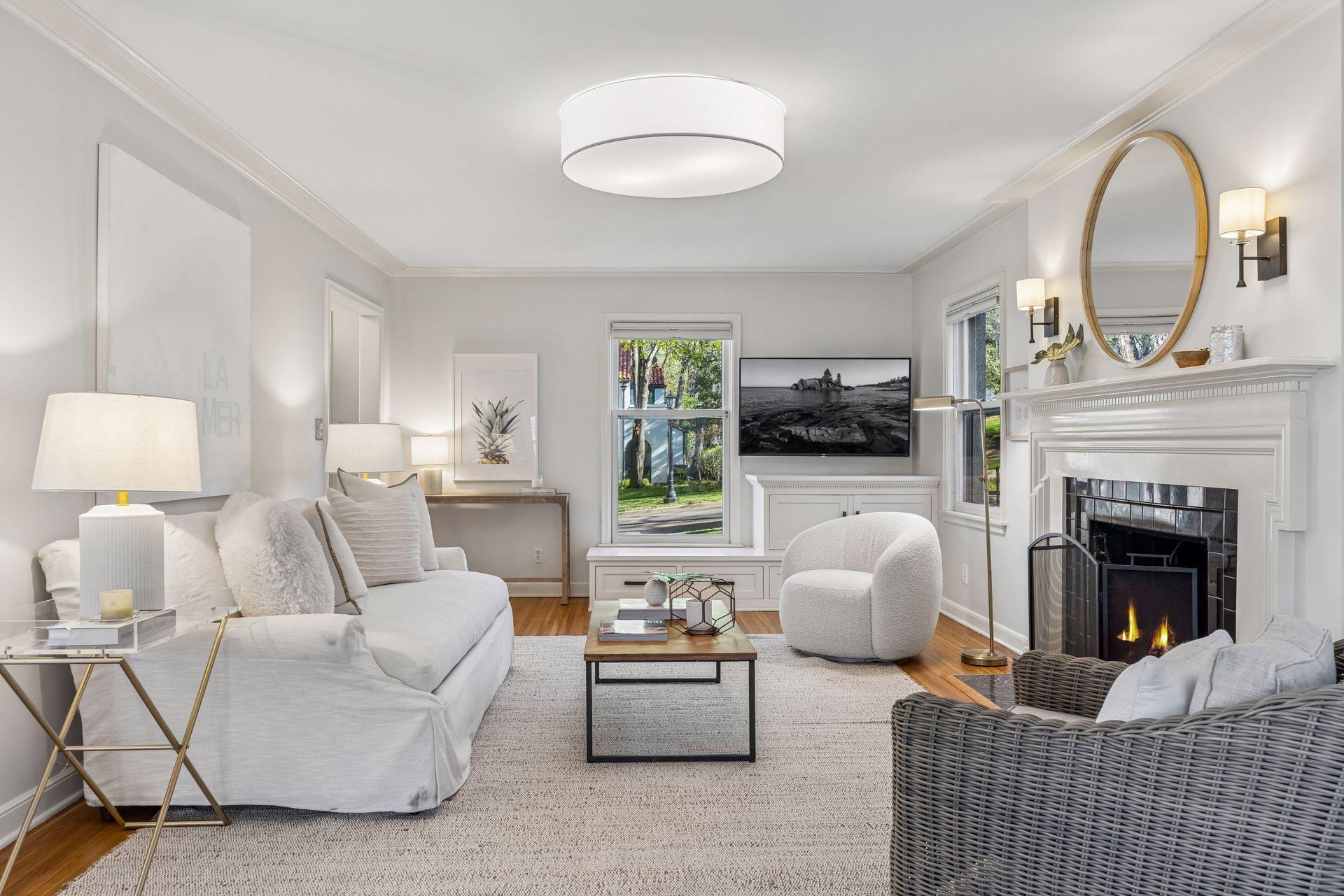 2236 Princeton Avenue - Spacecrafting - 0010.jpg