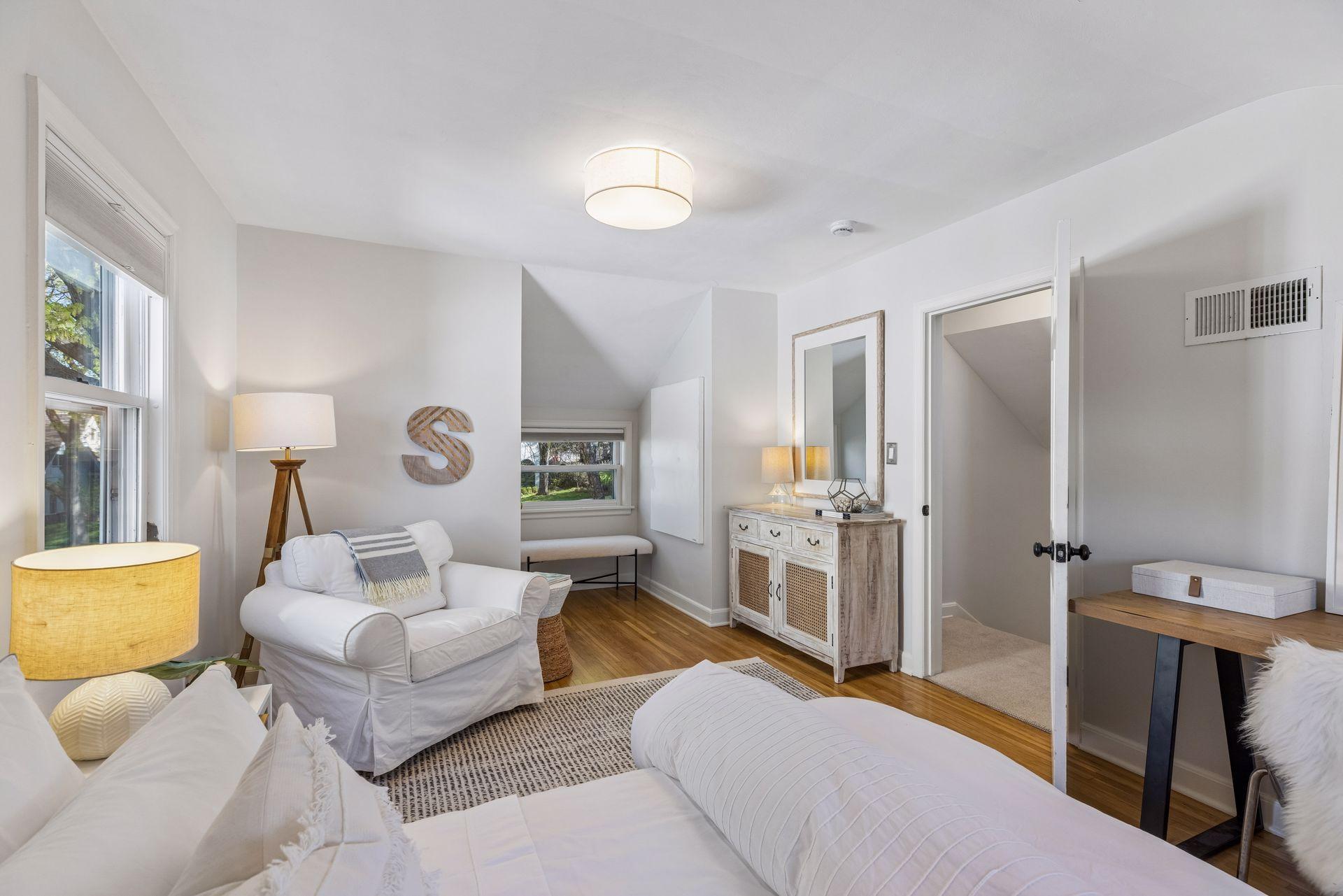 2236 Princeton Avenue - Spacecrafting - 0023.jpg