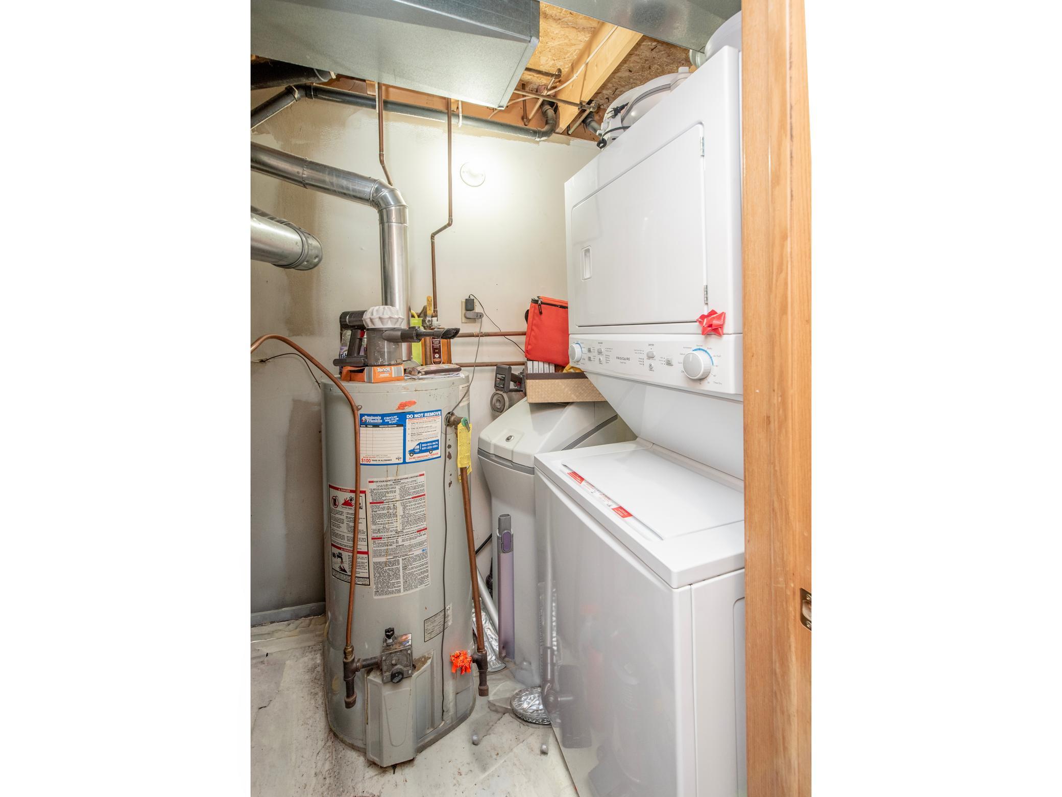 Washer/dryer in unit new in 2024