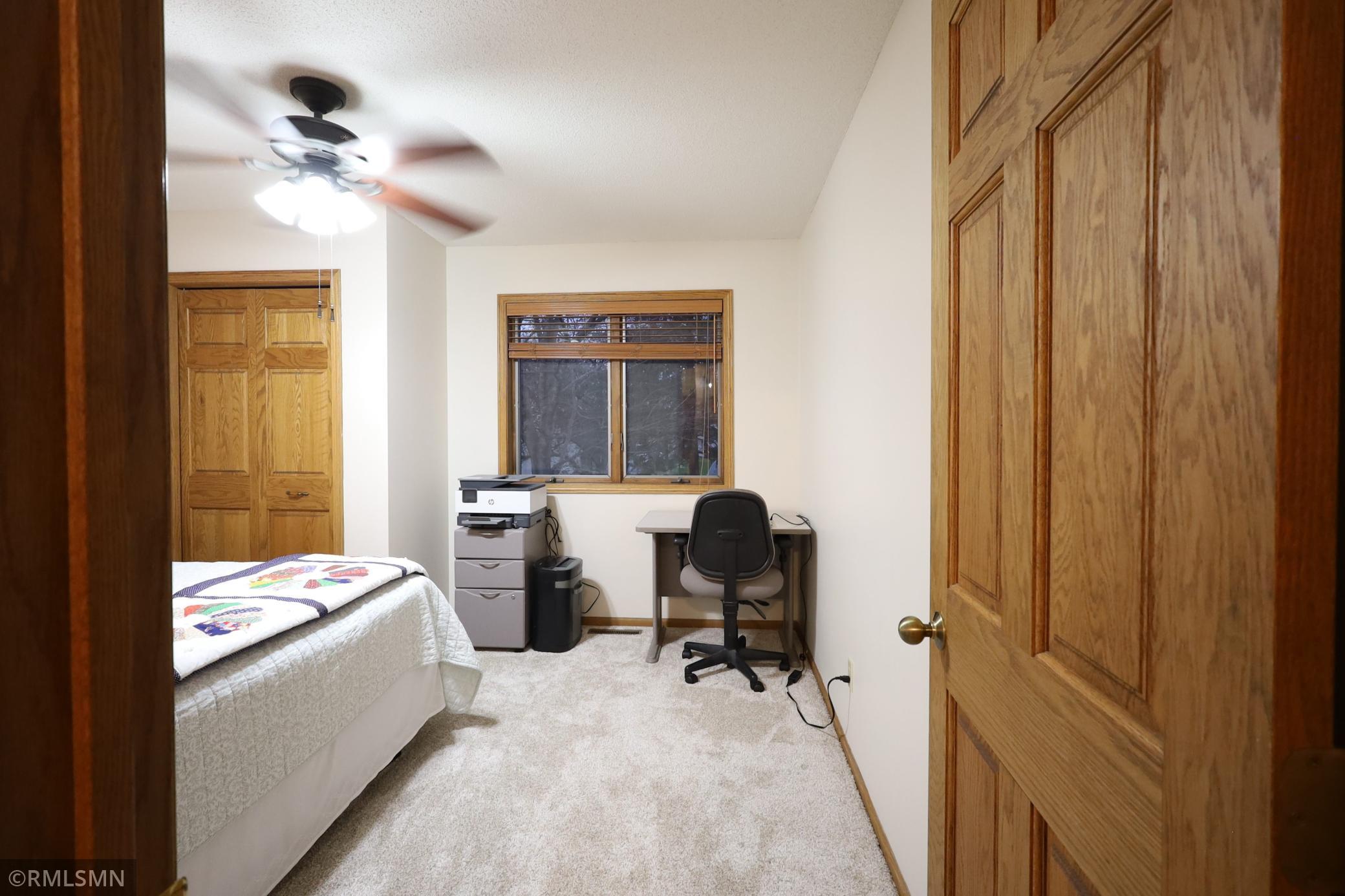 Bedroomhttps://media.northstarmls.com/mediadisplay/v2/7062405-177757200515734.jpg/small?t=2026-04-30%2018:01:06.8997