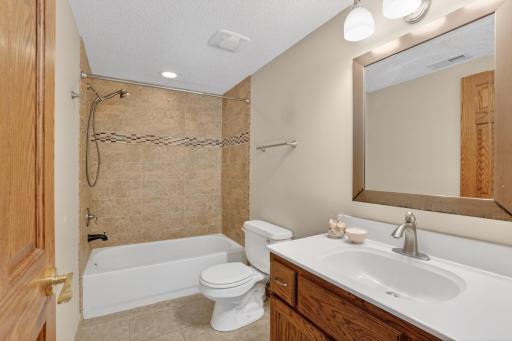 7505 Edgewood Drive, Saint Paul, MN 55112