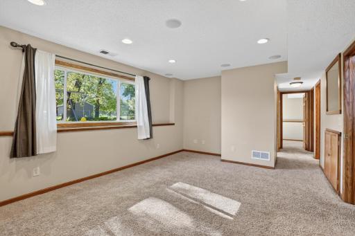 7505 Edgewood Drive, Saint Paul, MN 55112