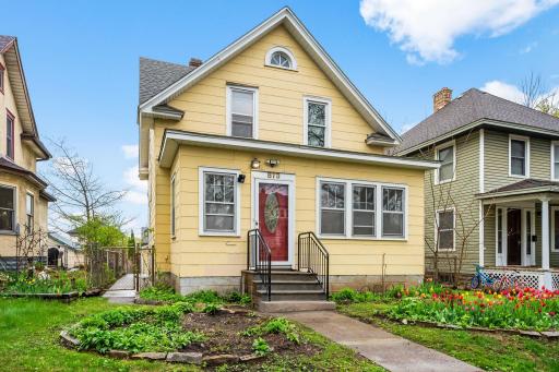 873 Carroll Avenue, Saint Paul, MN 55104