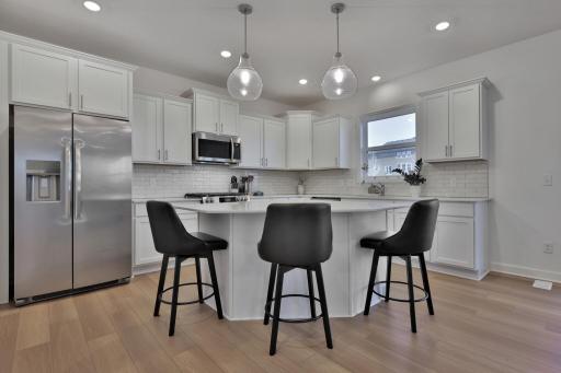8872 Donax Row, Woodbury, MN 55129