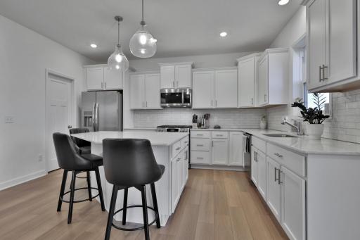 8872 Donax Row, Woodbury, MN 55129