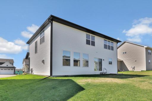 8872 Donax Row, Woodbury, MN 55129