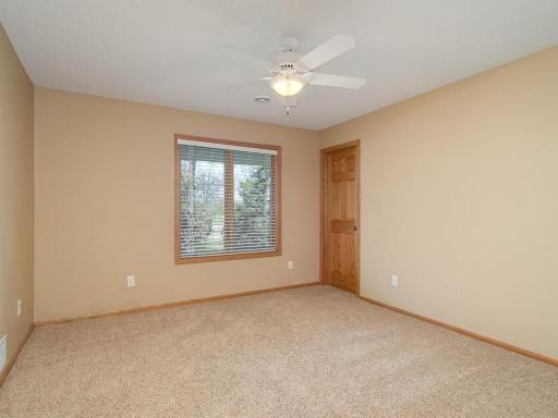 20588 Kearney Path, Lakeville, MN 55044