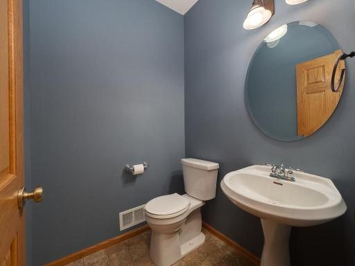 20588 Kearney Path, Lakeville, MN 55044