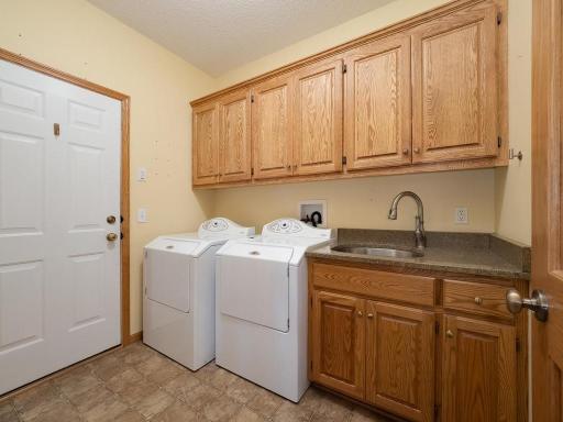 20588 Kearney Path, Lakeville, MN 55044