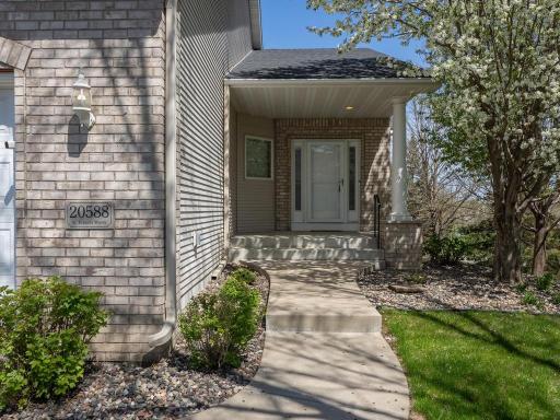 20588 Kearney Path, Lakeville, MN 55044