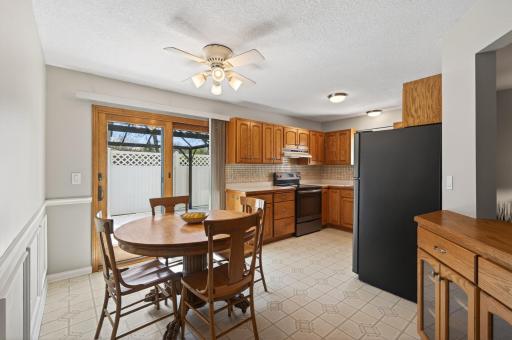 Kitchen/Dining with look-through to the living room