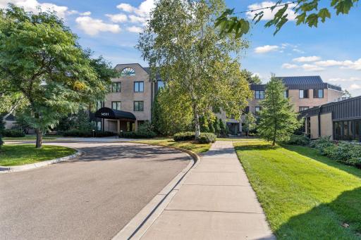 14501 Atrium Way, 225, Minnetonka, MN 55345
