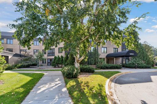 14501 Atrium Way, 225, Minnetonka, MN 55345