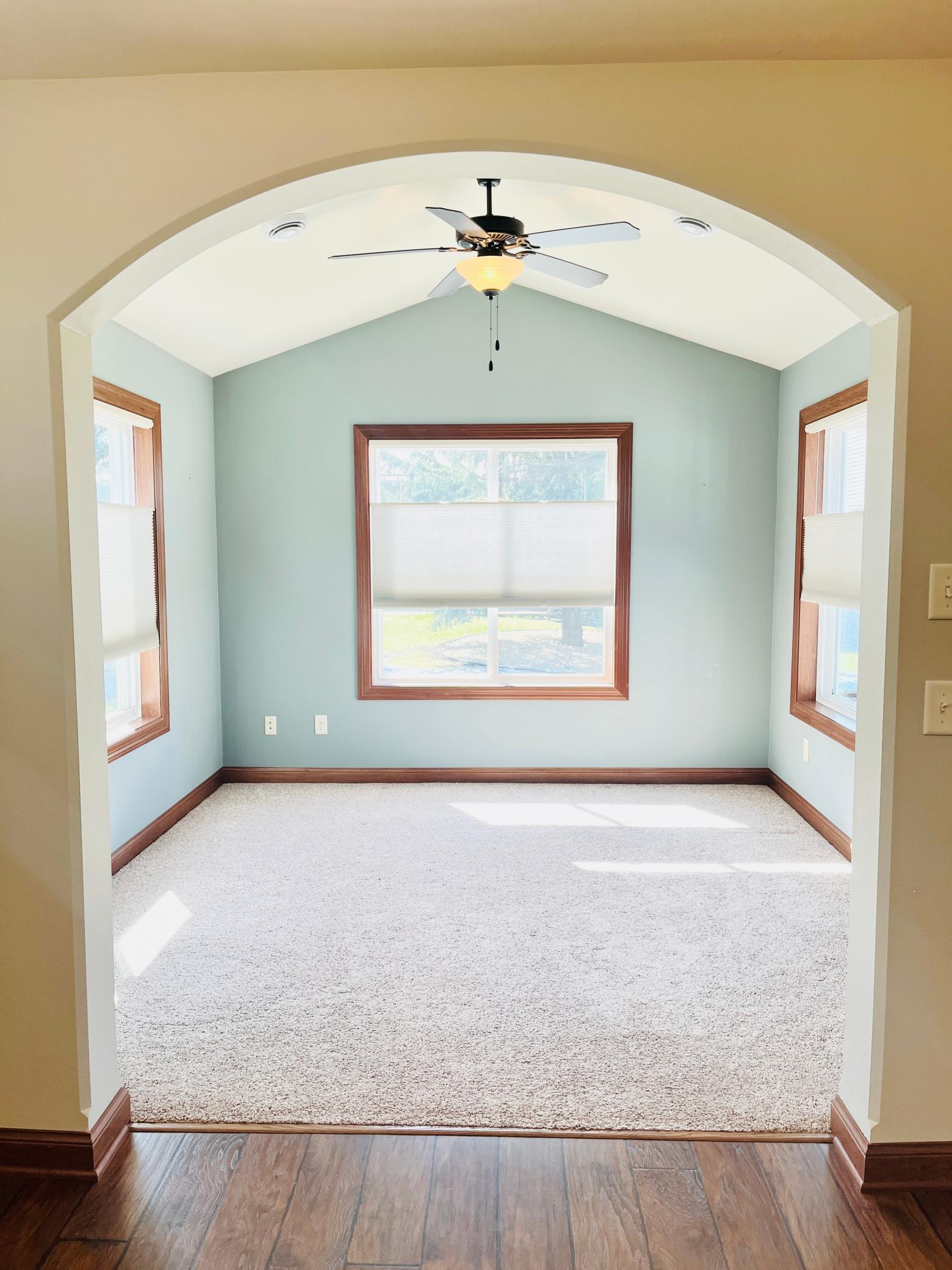 4 Sunroom .jpg