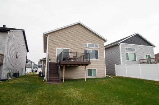 6877 17th Street S, Fargo, ND 58104