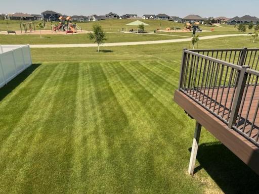 6877 17th Street S, Fargo, ND 58104