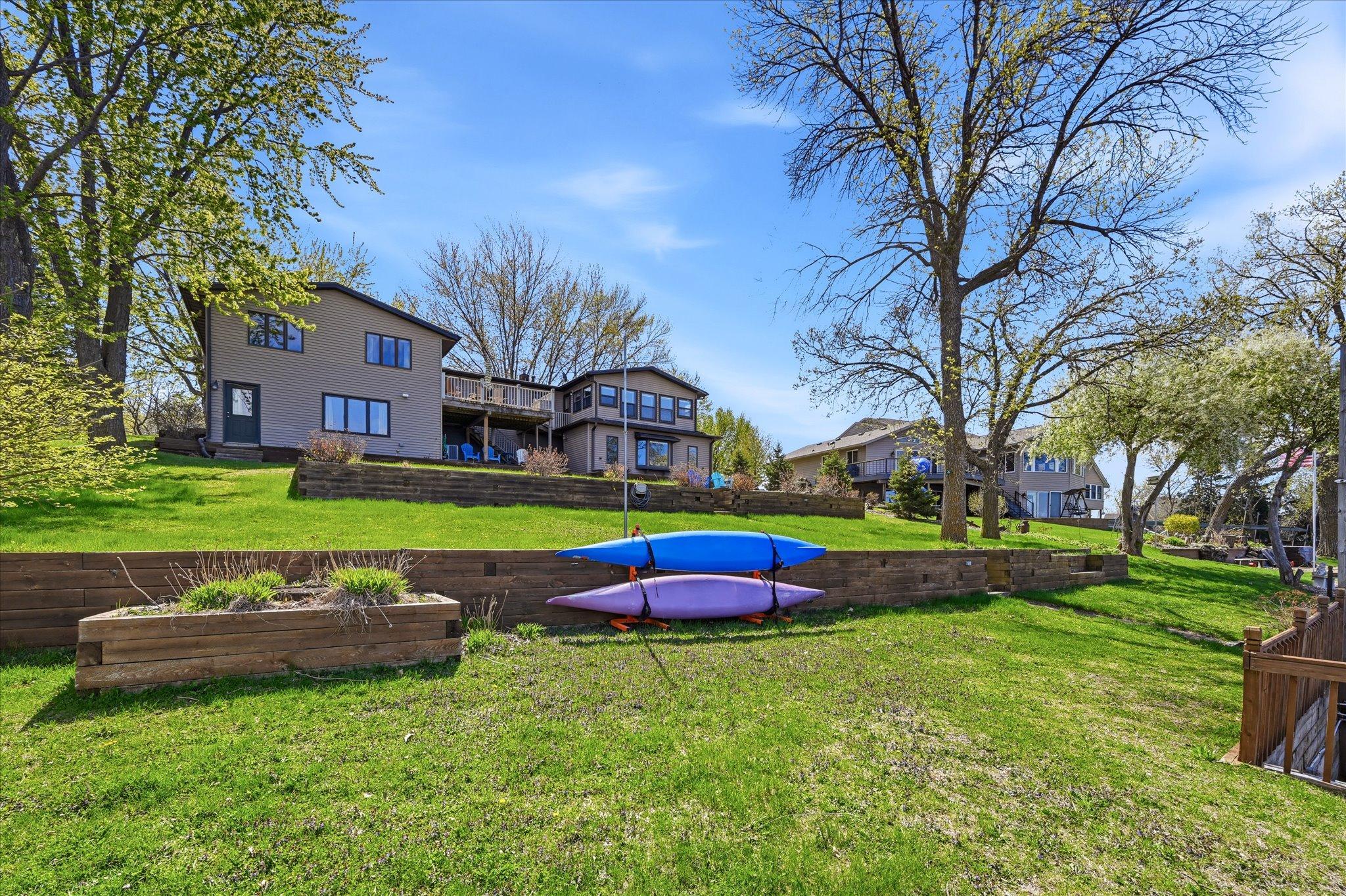 12-716 S Tetonka View Dr [3008470]- 012.jpg