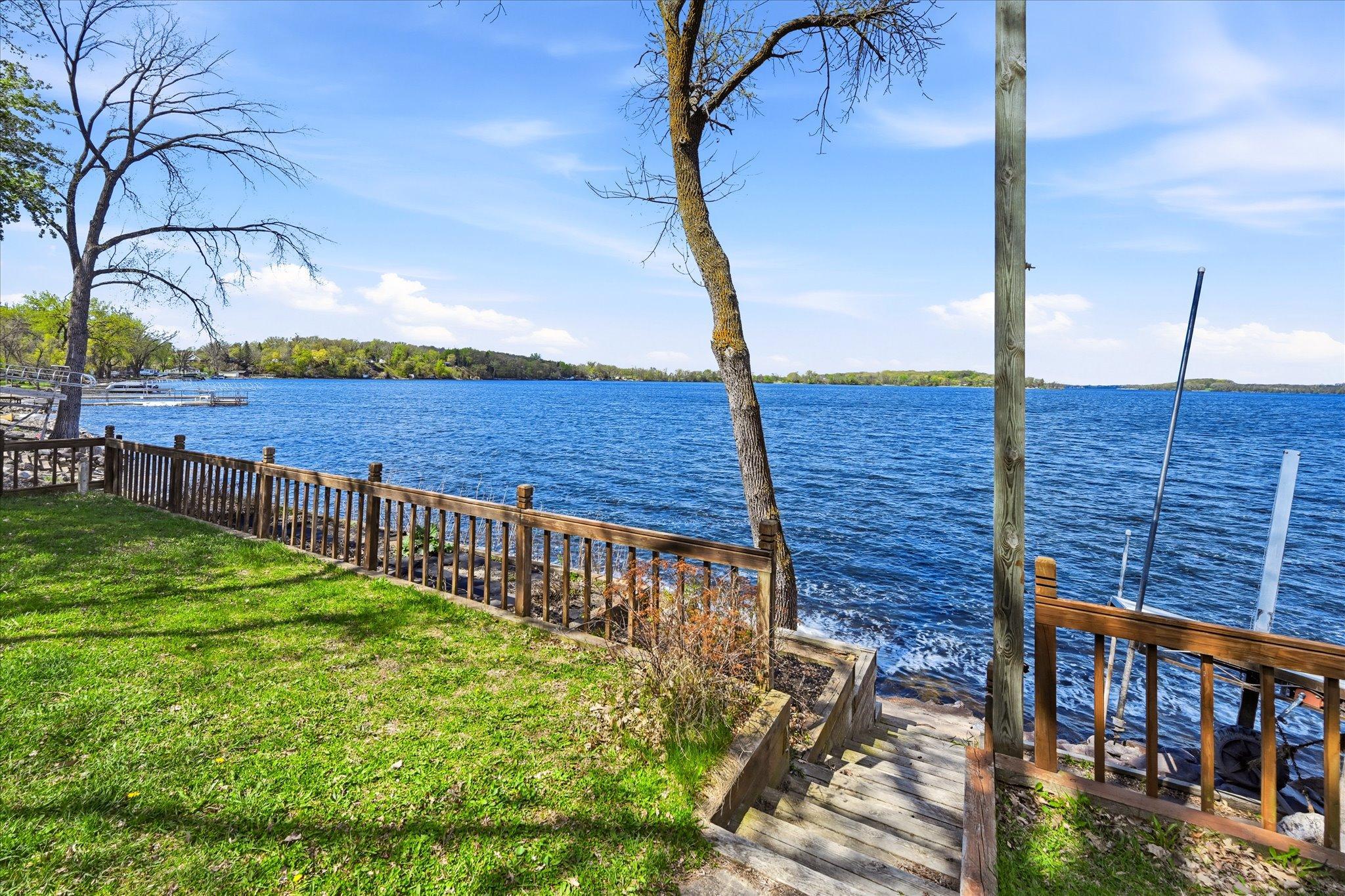 13-716 S Tetonka View Dr [3008470]- 013.jpg