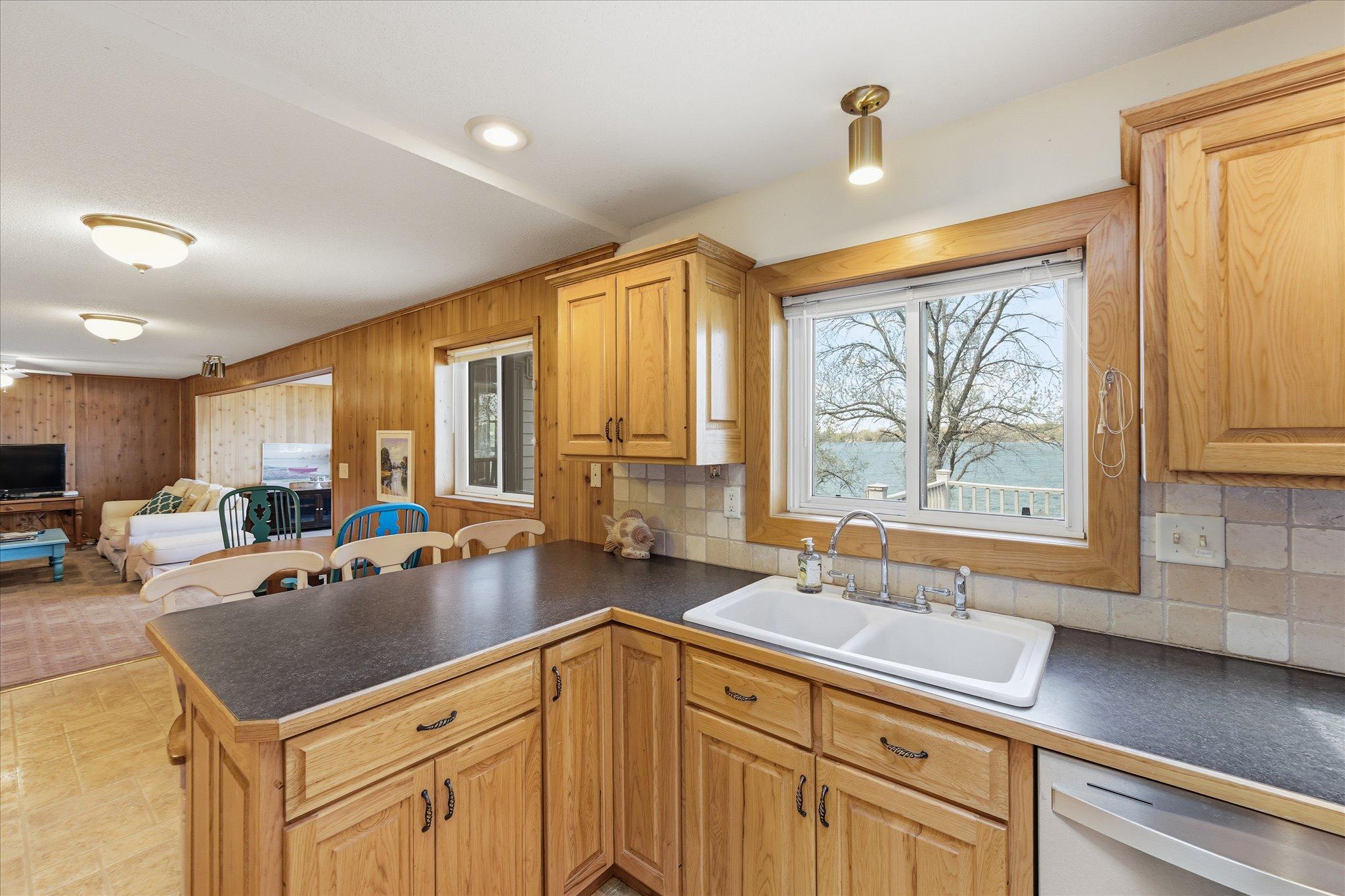 24-716 S Tetonka View Dr [3008470]- 024.jpg