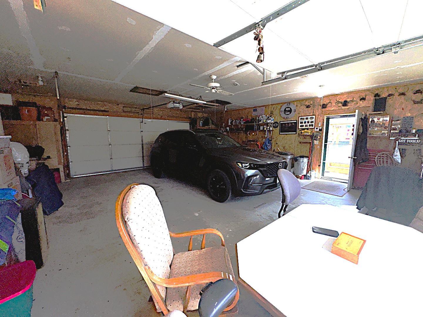 Interior Double garage.JPG