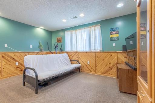 728 13th Avenue N, Foley, MN 56329