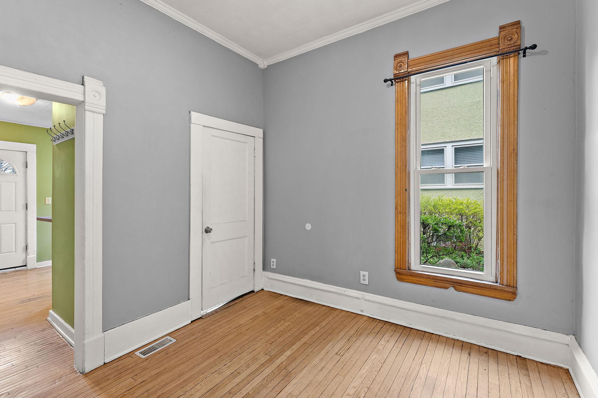 2100 - 1 Front entry
