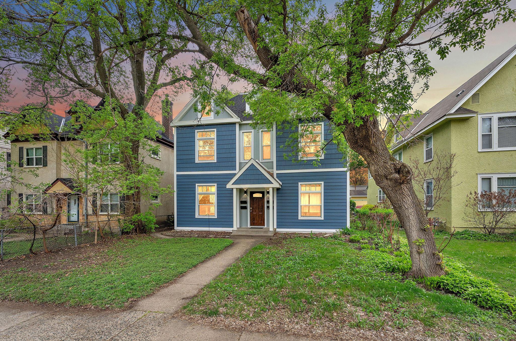 A 4plex - 2 story!