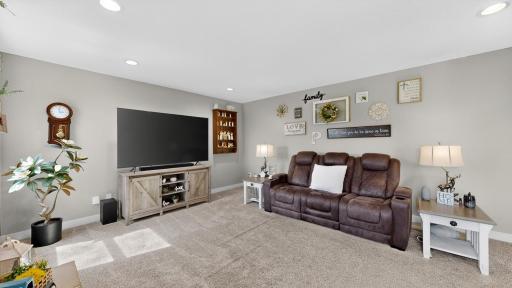 4826 57th Street NW, Rochester, MN 55901