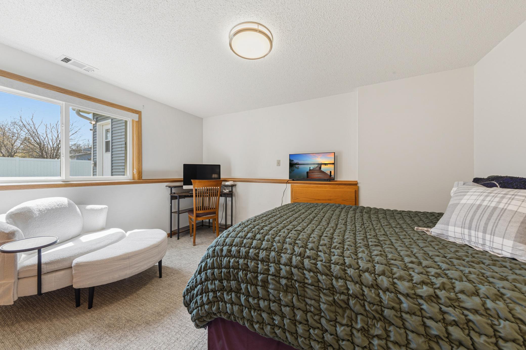 33 bedroom 3_lower.jpg
