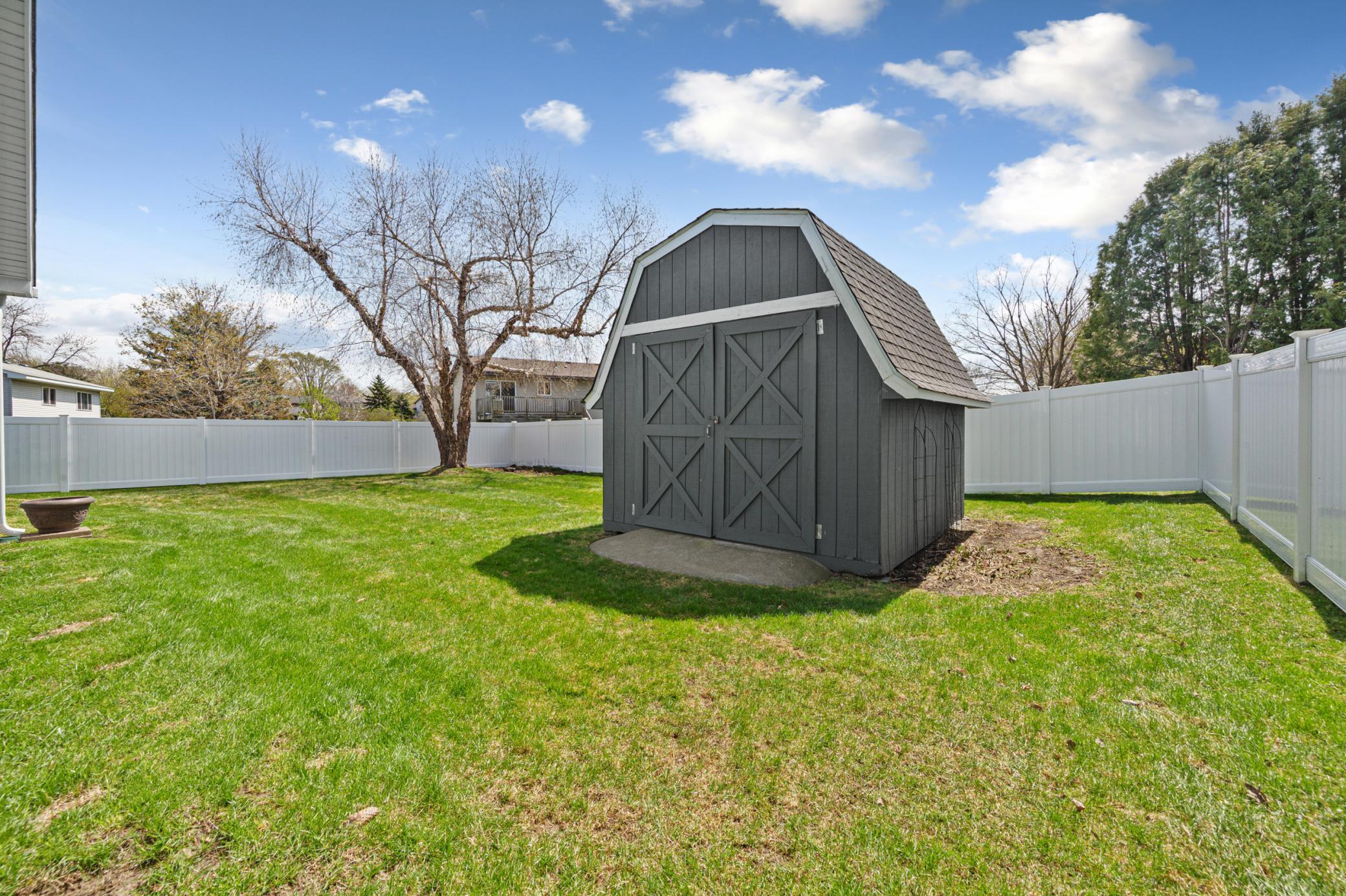 10 shed_back.jpg