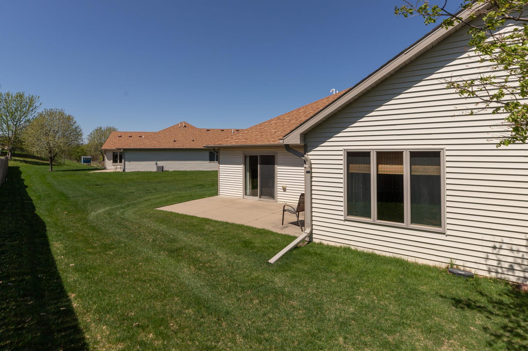 29-web-or-mls-29-Back View.jpg